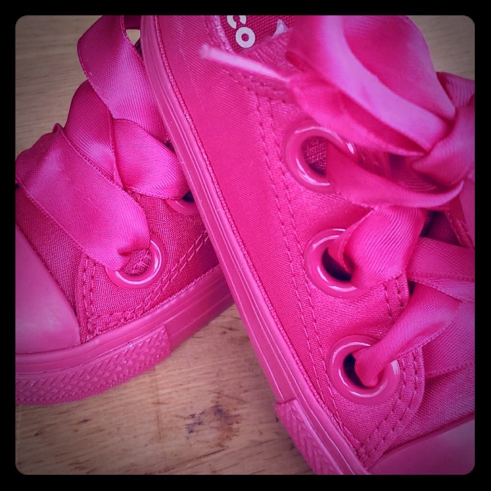 Never been worn: Low style All Star